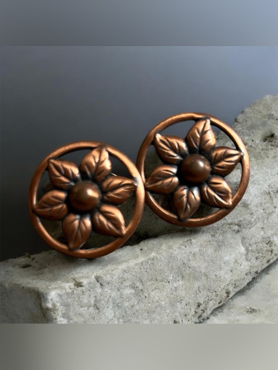 Jewelry - Copper Flower Round Clip-On Earrings